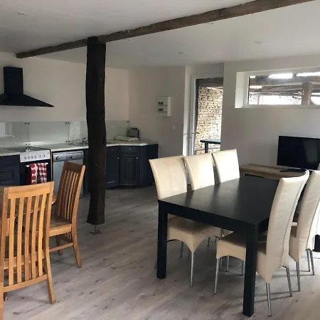 La Varniere - With Communal Kitchen Montier-en-Der