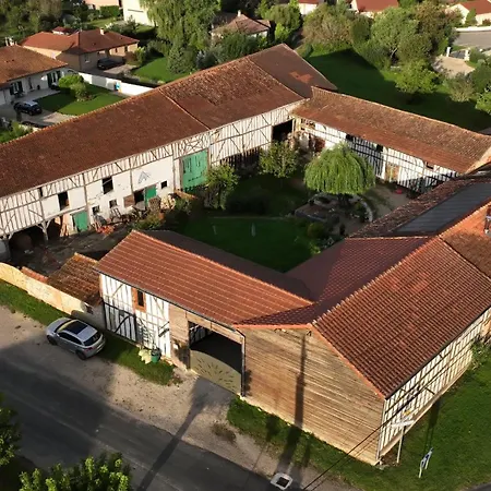 La Varniere - With Communal Kitchen