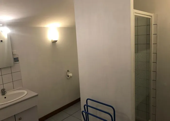 La Varniere - With Communal Kitchen Bed & Breakfast 3*