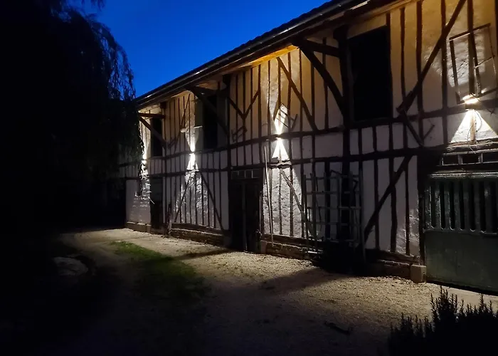 La Varnière Couette-café