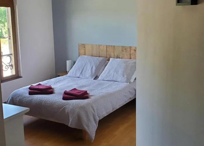 Bed & Breakfast La Varniere - With Communal Kitchen 3*