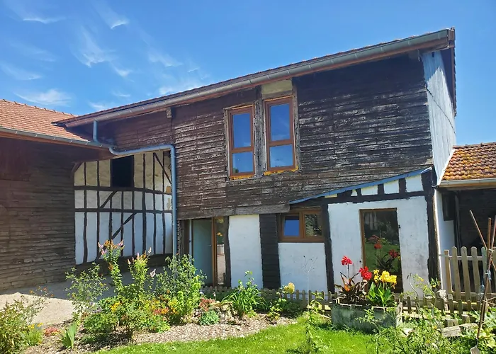 La Varniere - With Communal Kitchen Bed & Breakfast 3*